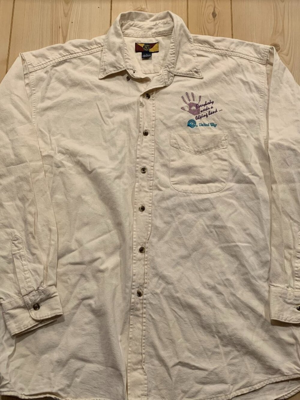 Vintage Camp Creek United Way Healthcare Helping Hand Retro Button-Down Shirt L